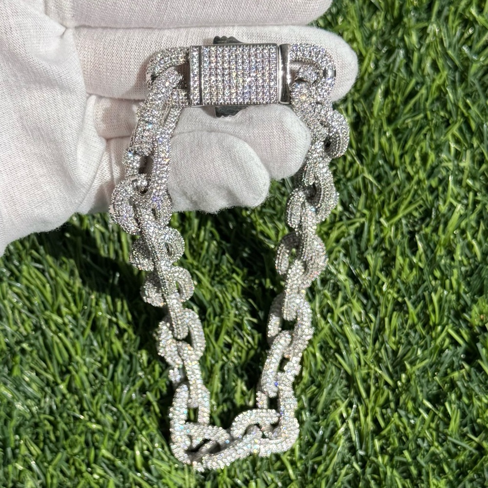 Chain Links Diamond Chain - Picture 4 of 7